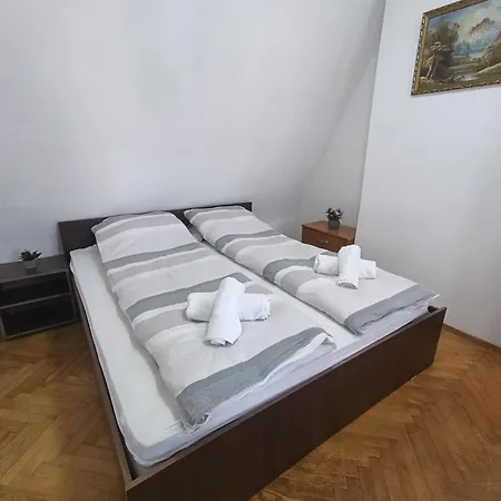 Lägenhet Sinchets Terrace